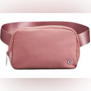 Lululemon belt bag